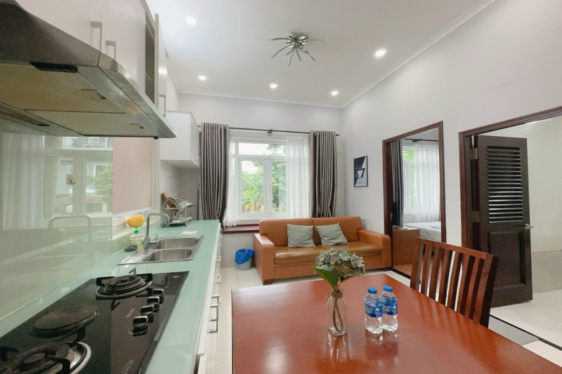 Bright & Comfortable One-Bedroom Living