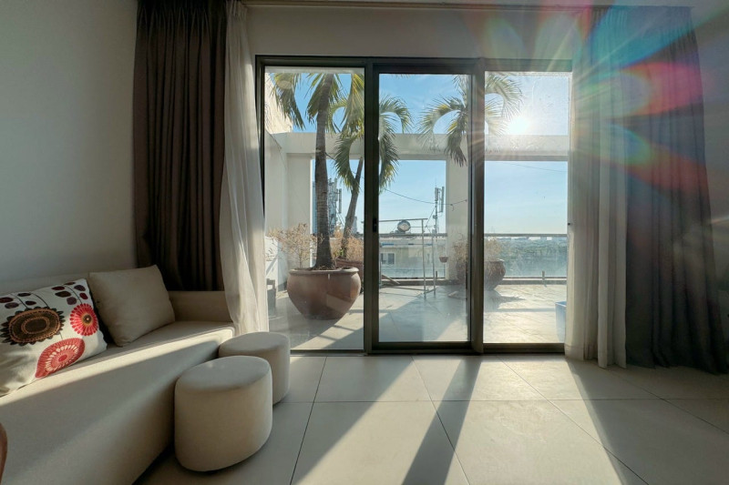 Penhouse -A Cute One-Bedroom with Relaxed Energy