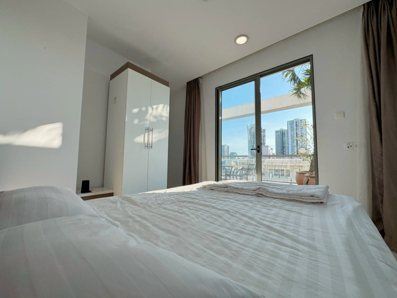 Penhouse -A Cute One-Bedroom with Relaxed Energy