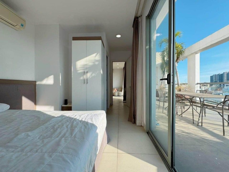 Penhouse -A Cute One-Bedroom with Relaxed Energy