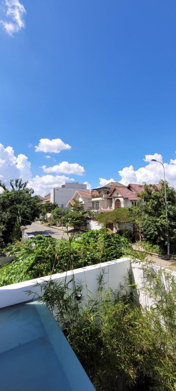 One-Bedroom with an Open and Light Feel