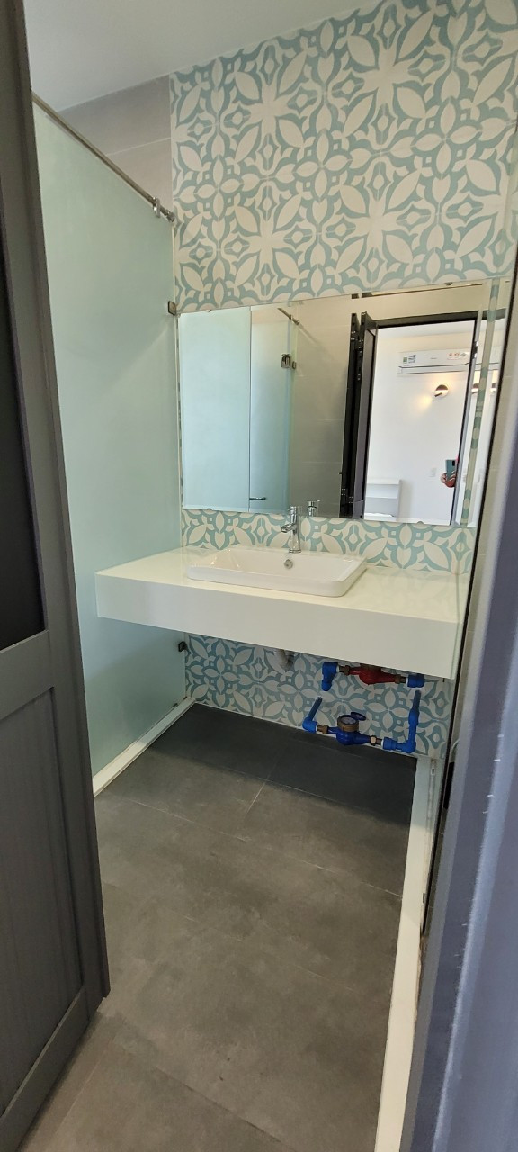 One-Bedroom with an Open and Light Feel