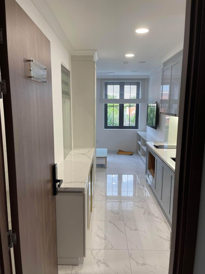 A Sophisticated One-Bedroom Apartment