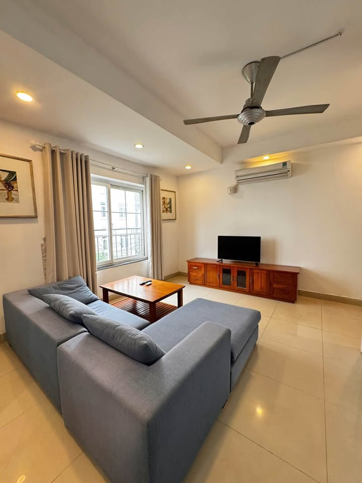 One-Bedroom with Easy Access Living-TD