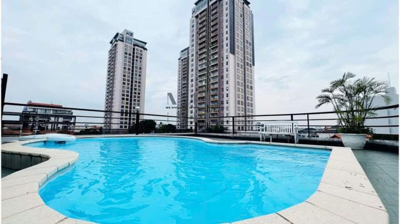 One-Bedroom with Easy Access Living-TD