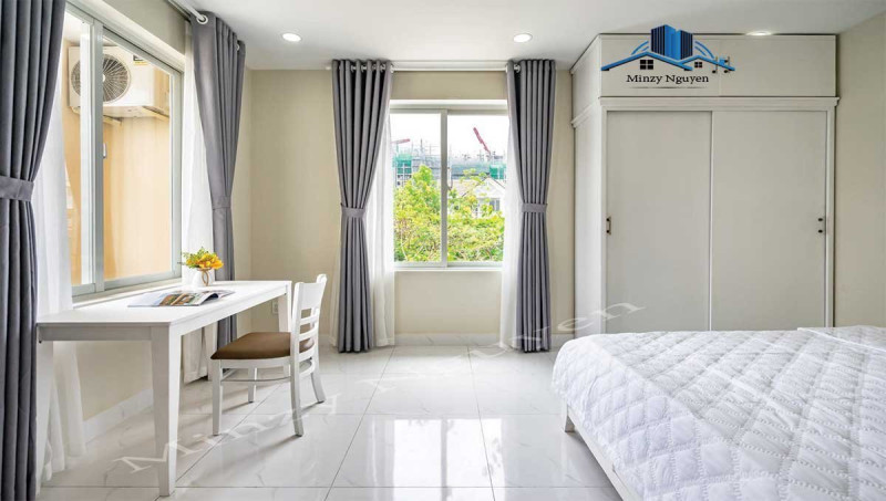 One-Bedroom Living with a Gentle Touch