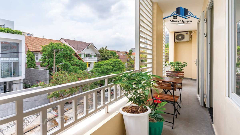 One-Bedroom Living with a Gentle Touch