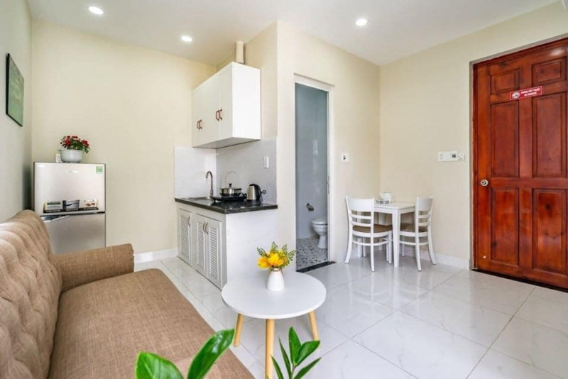 A Comfortable One-Bedroom with a Homey Feel