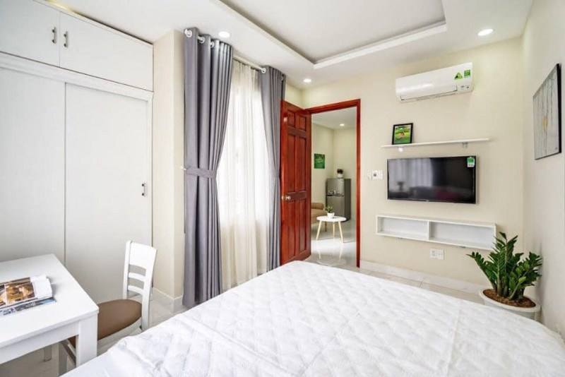 A Comfortable One-Bedroom with a Homey Feel