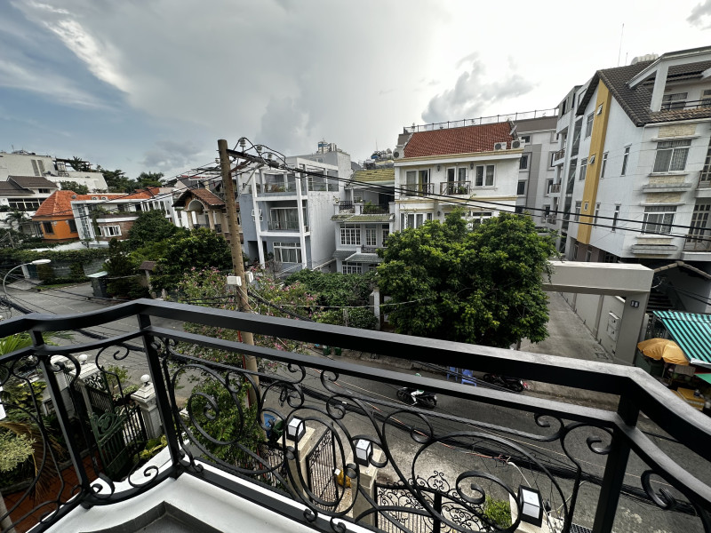 A Cute One-Bedroom with Relaxed Energy