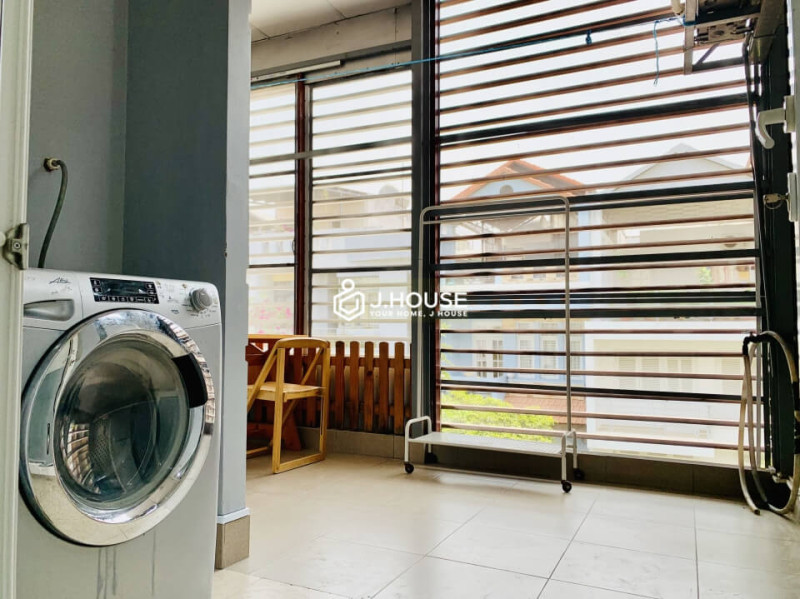 Lovely One-Bedroom with a Cozy Touch