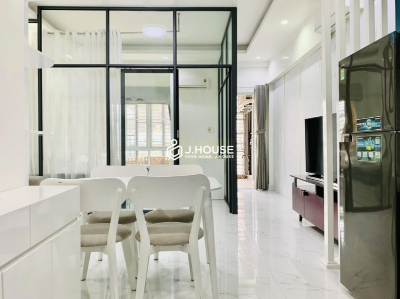 Lovely One-Bedroom with a Cozy Touch