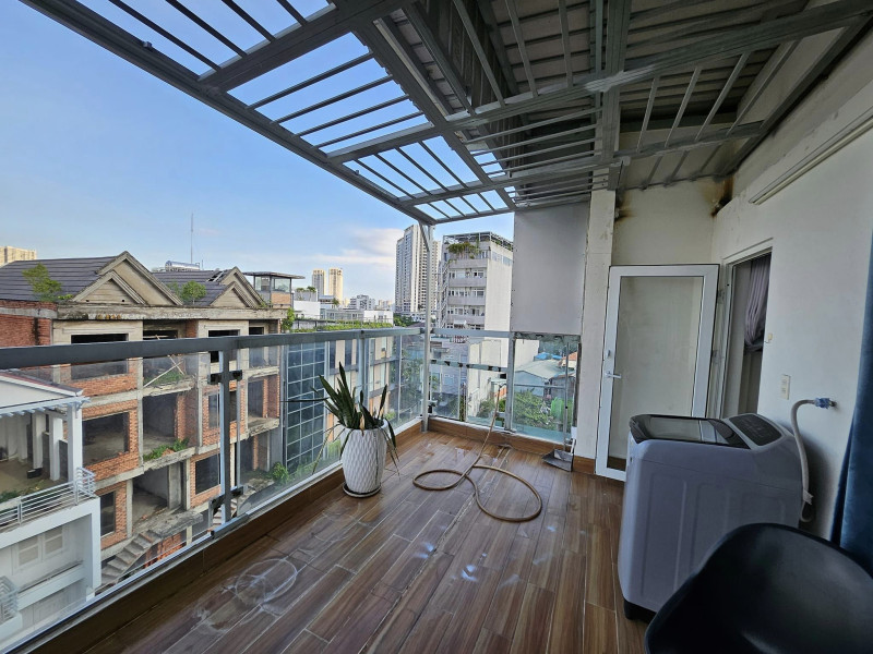 Penhouse -A Charming Hideaway in Thao Dien