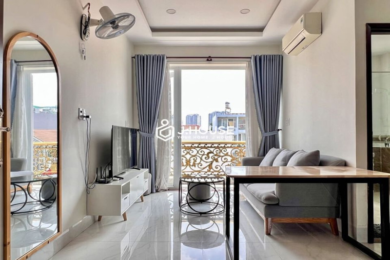 A Well-Planned One-Bedroom Space