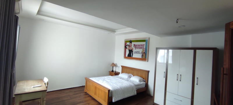 Penhouse -A Sun-Kissed One-Bedroom in Thao Dien