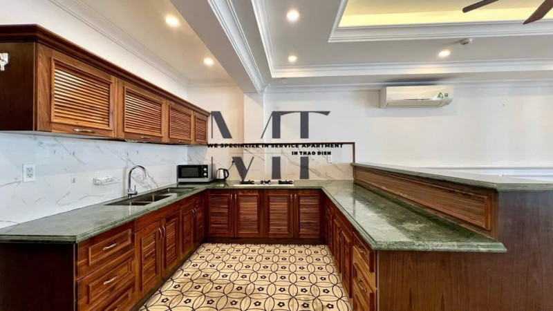 Penhouse -A Sun-Kissed One-Bedroom in Thao Dien