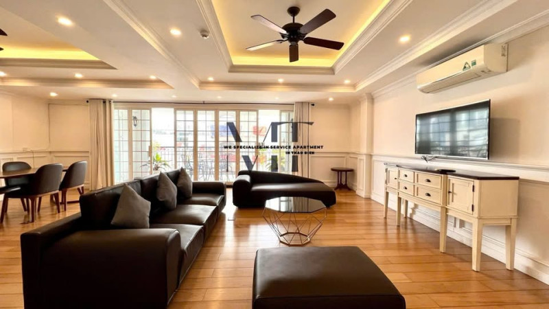 Penhouse -A Sun-Kissed One-Bedroom in Thao Dien