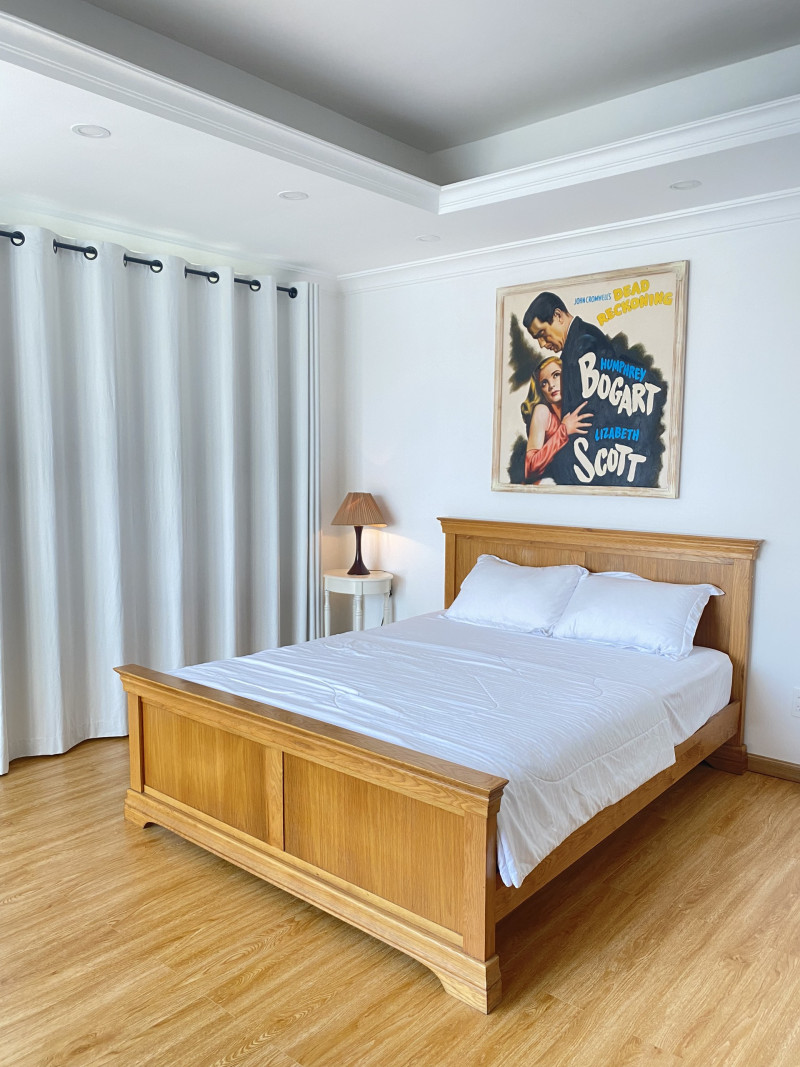 Penhouse -A Sun-Kissed One-Bedroom in Thao Dien