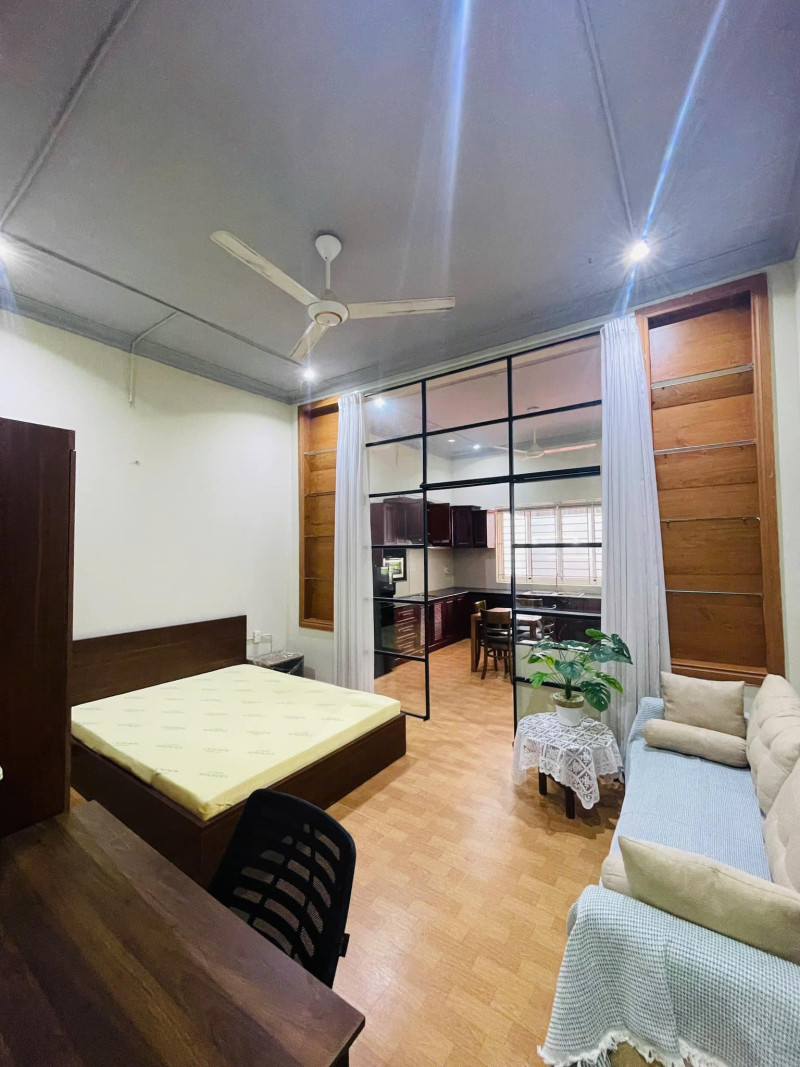 Gentle Living in a One-Bedroom Home got Yard