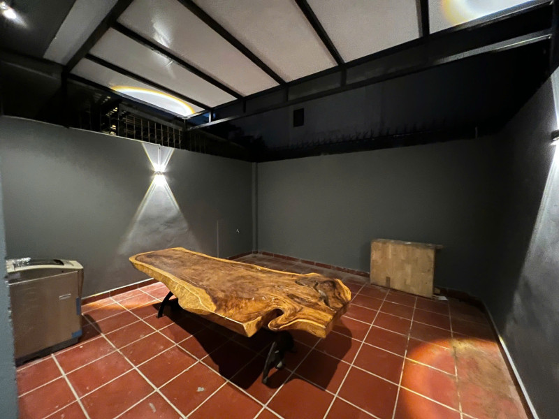 Gentle Living in a One-Bedroom Home got Yard