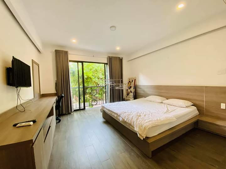 Timeless One-Bedroom Apartment in Thao Dien