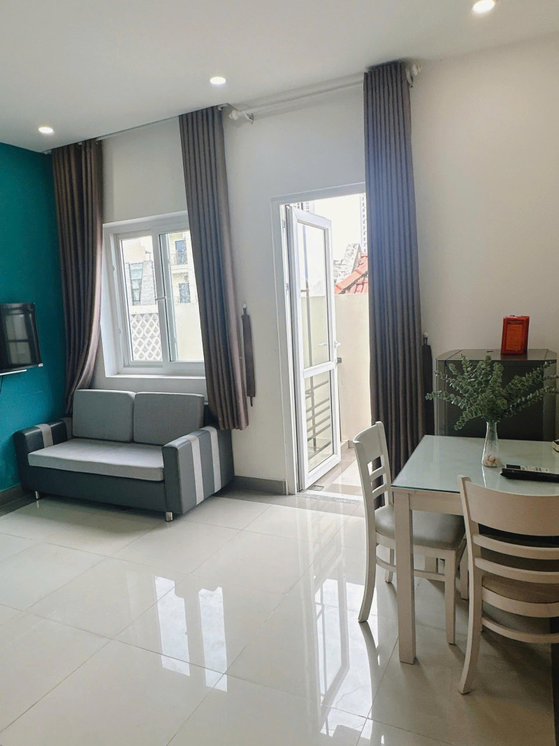 Homey One-Bedroom Apartment in Thao Dien