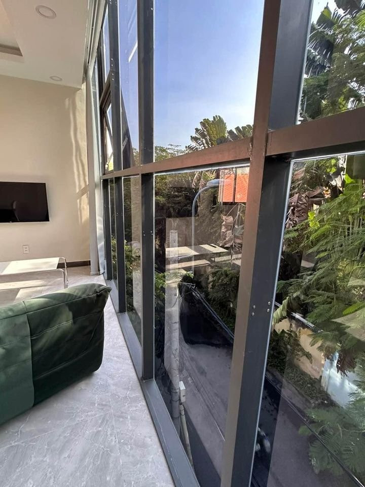 A Polished One-Bedroom Living Space