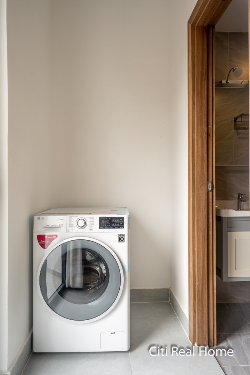 Clean & Modern One-Bedroom Home