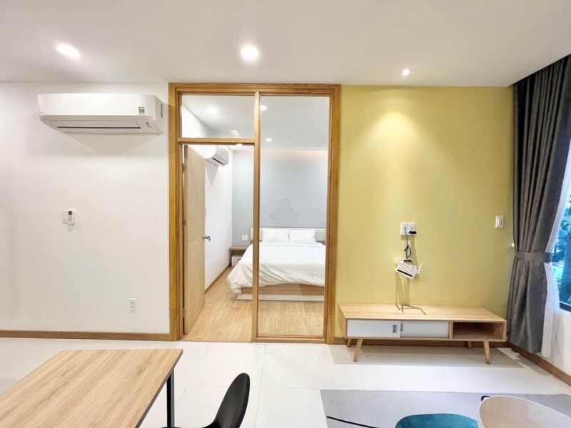 Comfortable Urban One-Bedroom Living