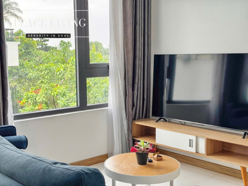 One-Bedroom Apartment with Easy Access