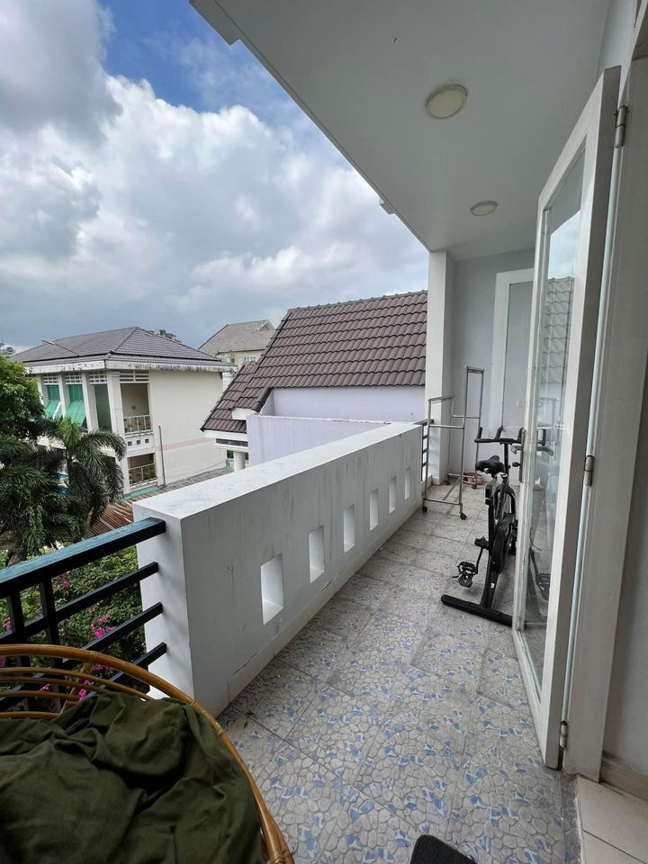 One-Bedroom Apartment for Long-Term Living