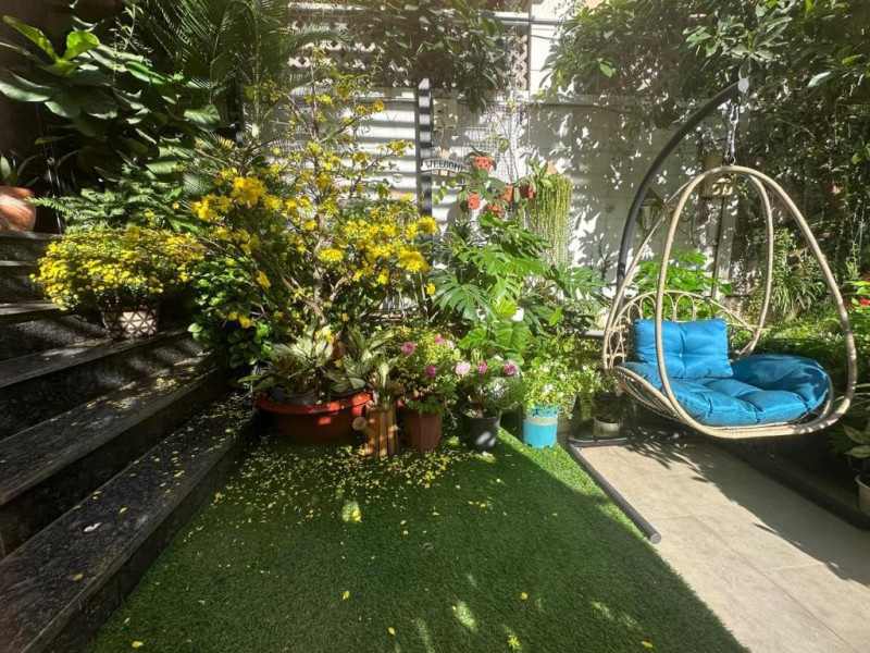 Well-Crafted One-Bedroom Apartment