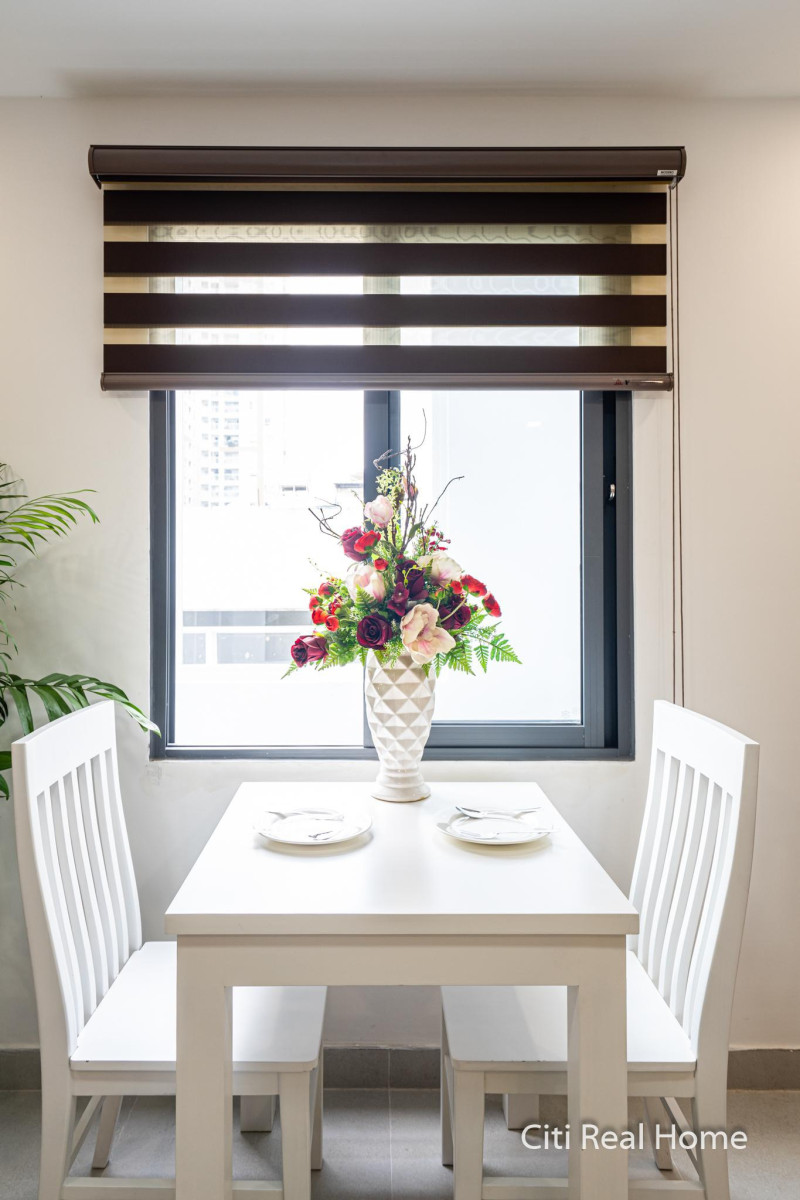 Well-Crafted One-Bedroom Apartment