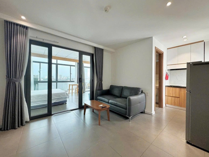 Penhouse -A Pleasant One-Bedroom Living Space