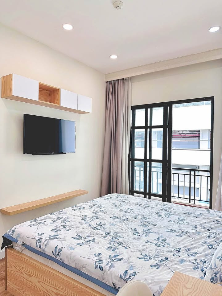 A Well-Lit One-Bedroom Apartment-TD