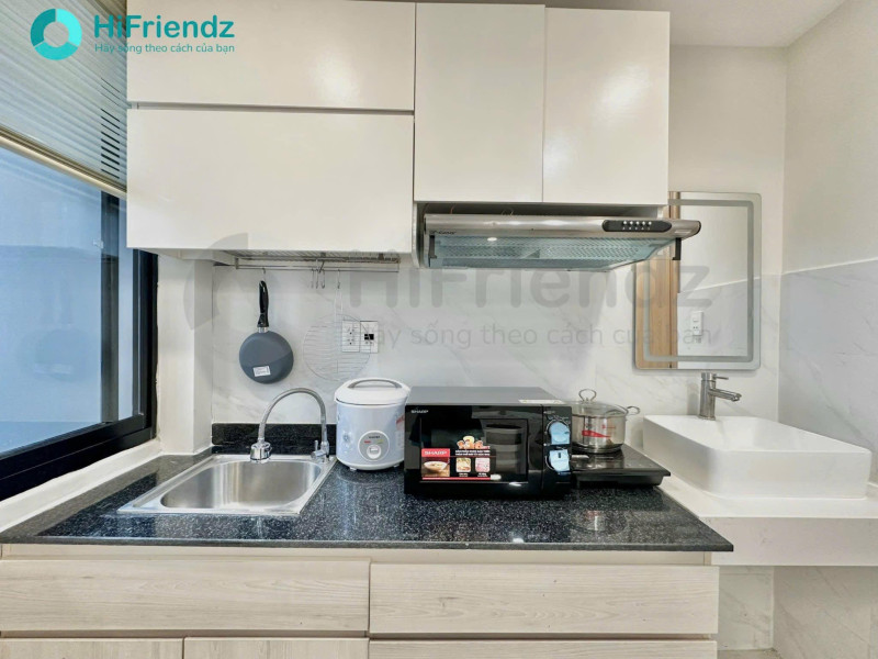 Sunny One-Bedroom Apartment in Thao Dien