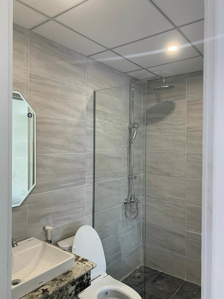 Comfortable One-Bedroom with Natural Light