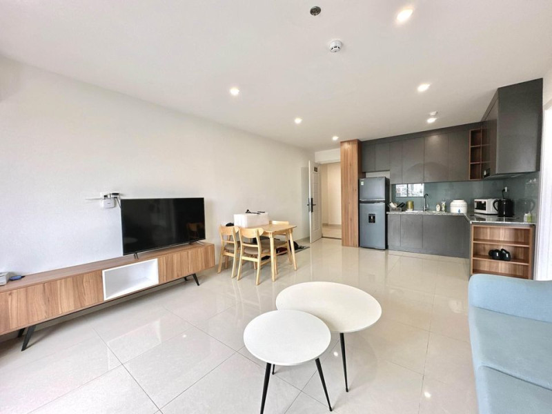 Comfortable One-Bedroom with Natural Light