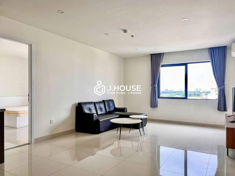 Comfortable One-Bedroom with Natural Light