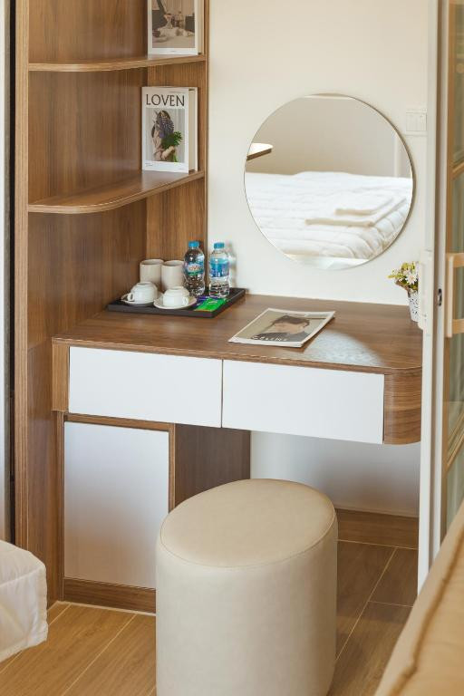 Fresh and Bright One-Bedroom Apartment