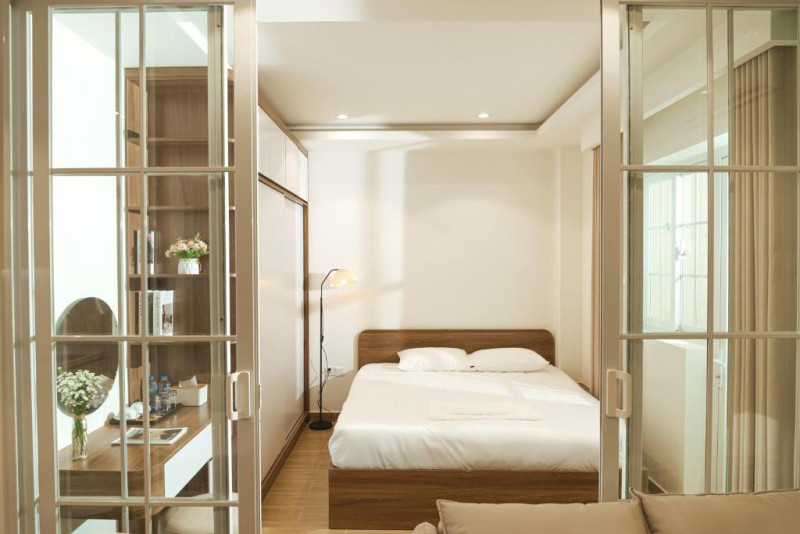 Fresh and Bright One-Bedroom Apartment