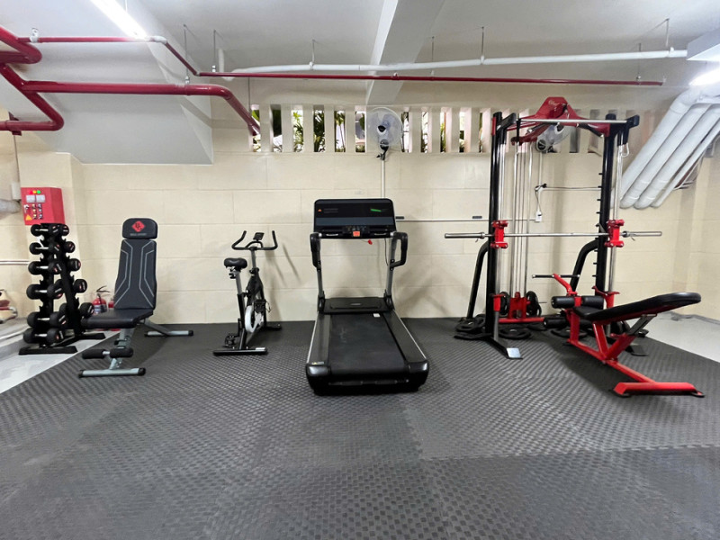 New-A Light-Filled One-Bedroom Home