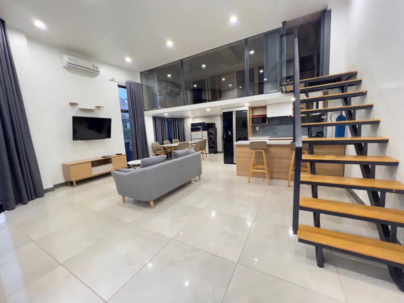 Private yard-Green View One-Bedroom Apartment