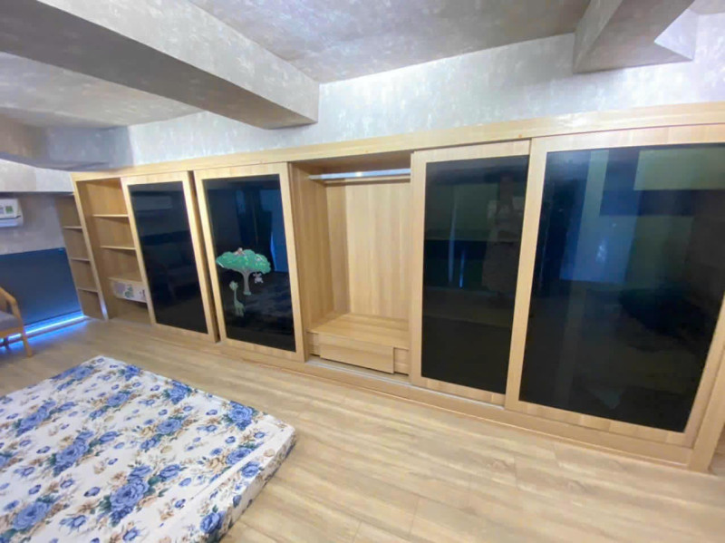 Private yard-Green View One-Bedroom Apartment