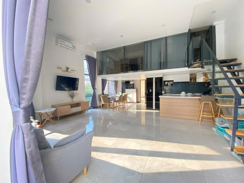 Private yard-Green View One-Bedroom Apartment