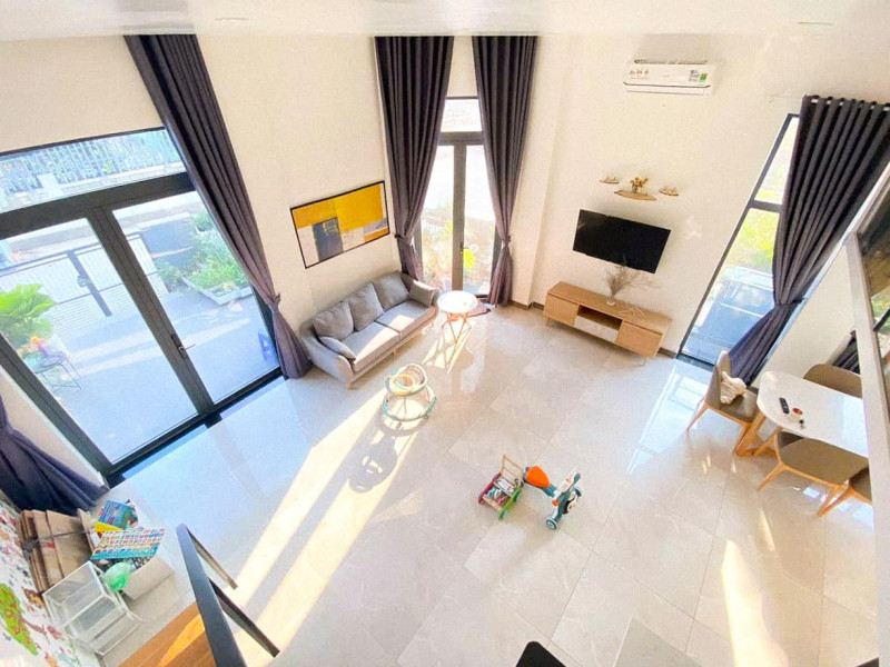 Private yard-Green View One-Bedroom Apartment