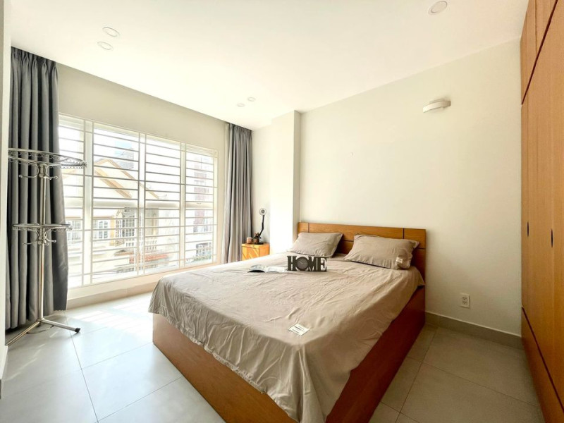 A Sunny One-Bedroom for Comfortable Living-TĐ