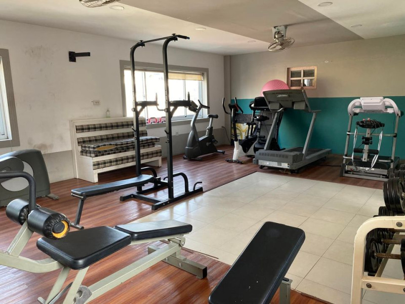 Zen-Style One-Bedroom Home