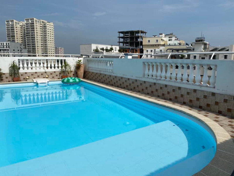Zen-Style One-Bedroom Home