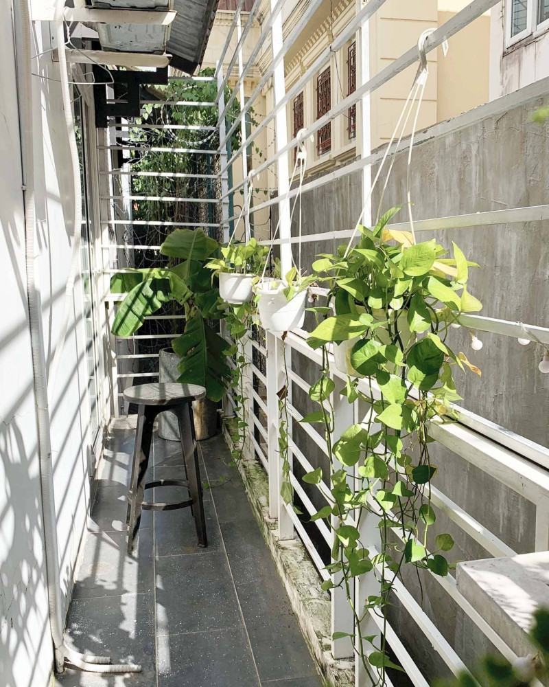 A One-Bedroom with Easy, Open Living-Thao Dien